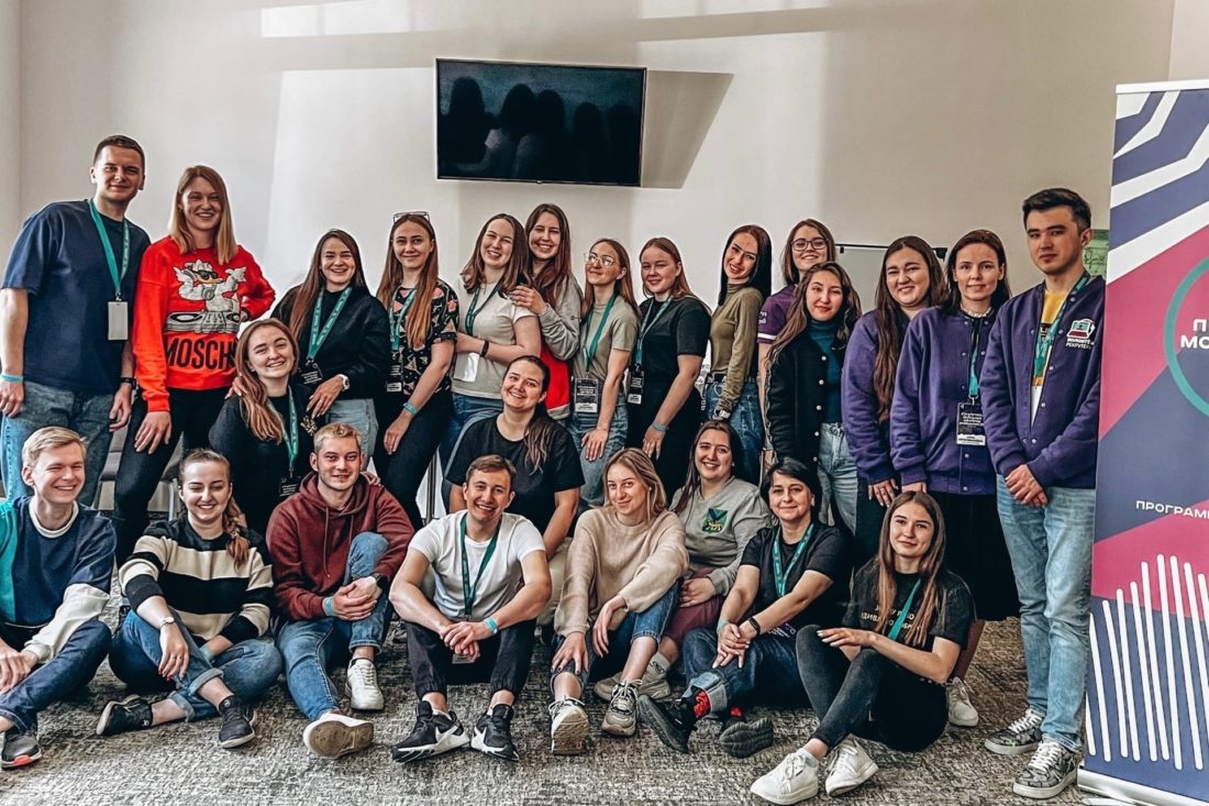 Read more about the article В Москве прошла встреча специалистов окружных Центров мобильности волонтёров